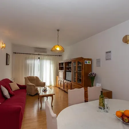 Appartamento Tolic Biograd Na Moru