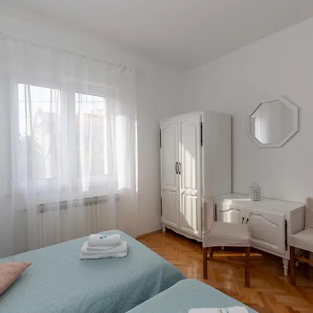 Appartamento Tolic Biograd Na Moru