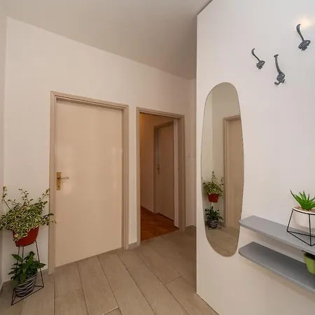 Apartament Tolic