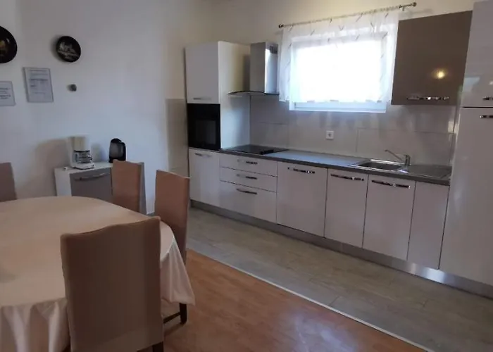 شقة Tolic بيوغْغاد نا موغو